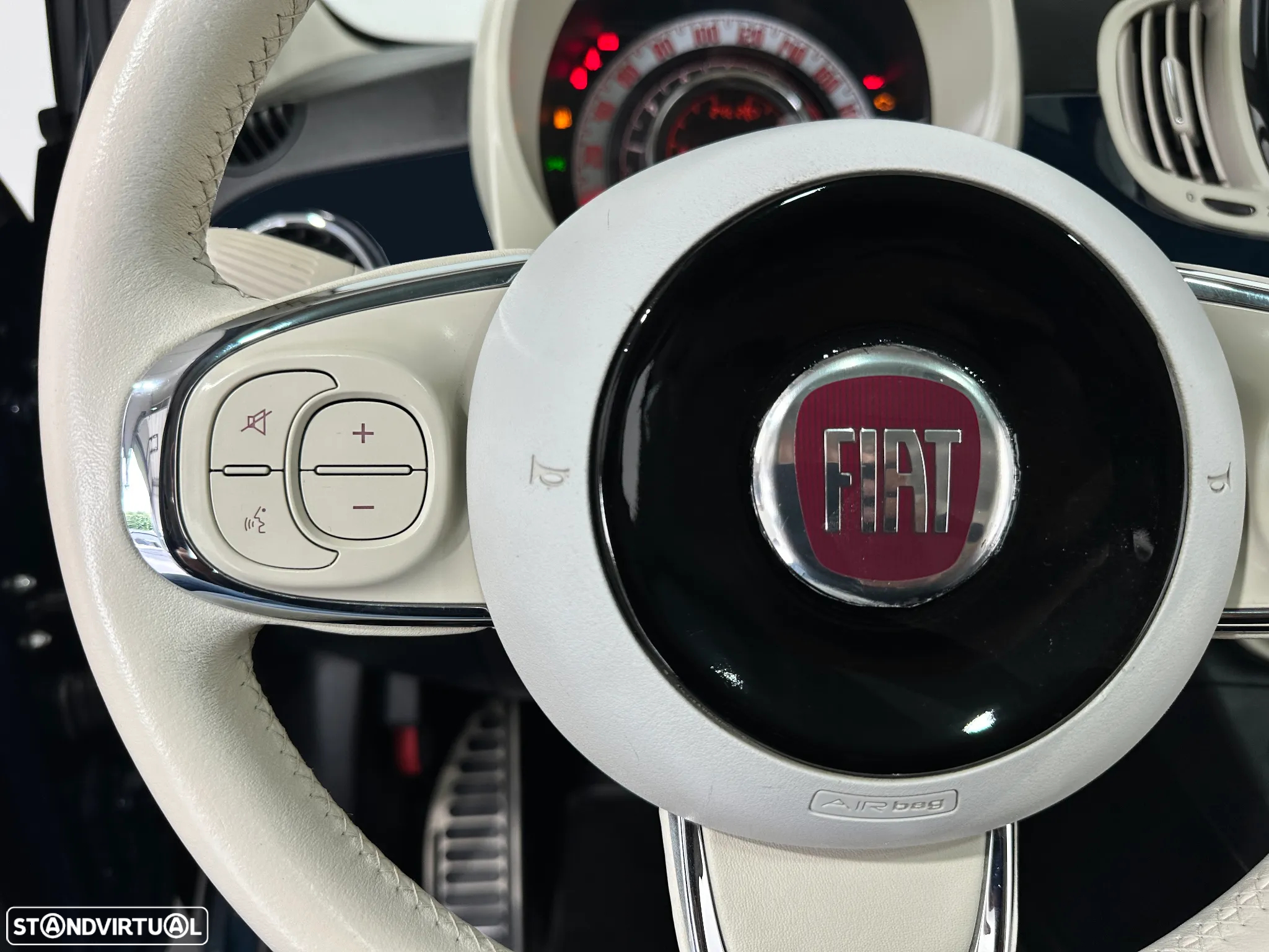 Fiat 500 1.0 Hybrid Lounge - 22