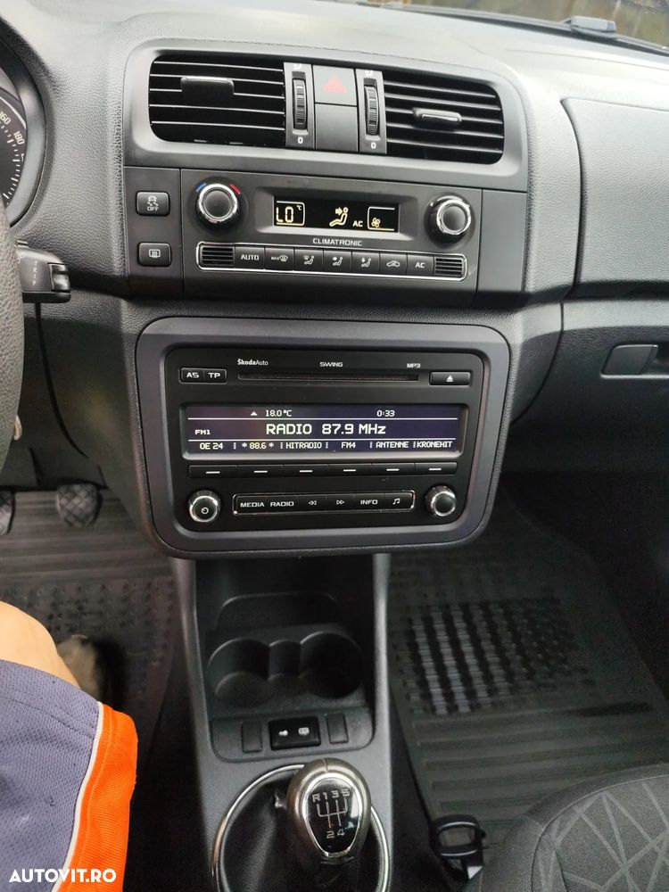 Skoda Roomster 1.2 HTP Ambition - 8