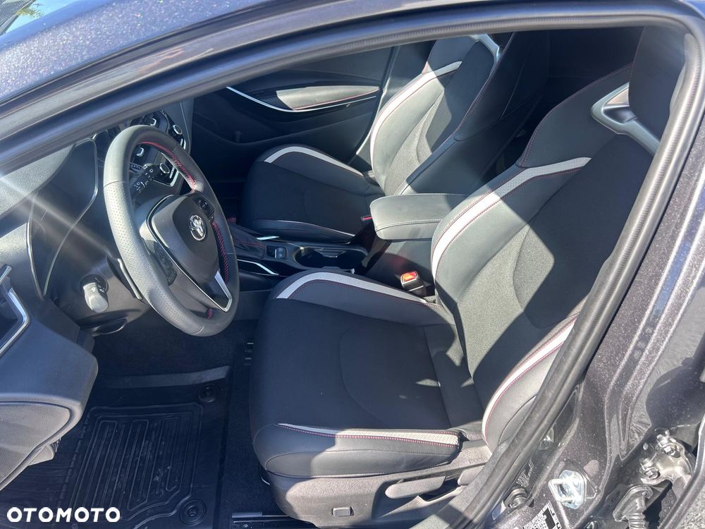 Toyota Corolla 2.0 Hybrid GR Sport - 10