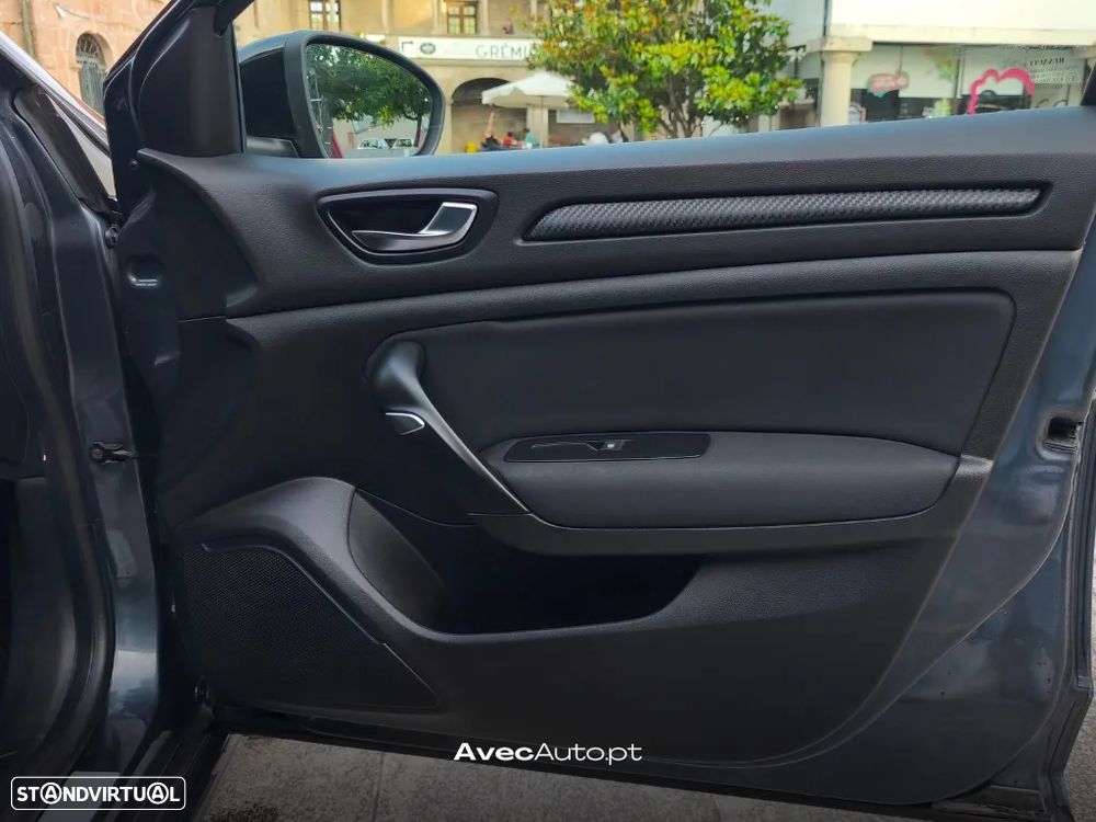 Renault Mégane Sport Tourer 1.5 dCi Limited - 32