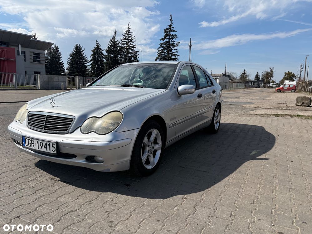 Mercedes-Benz Klasa C 180 T Kompressor Classic - 6