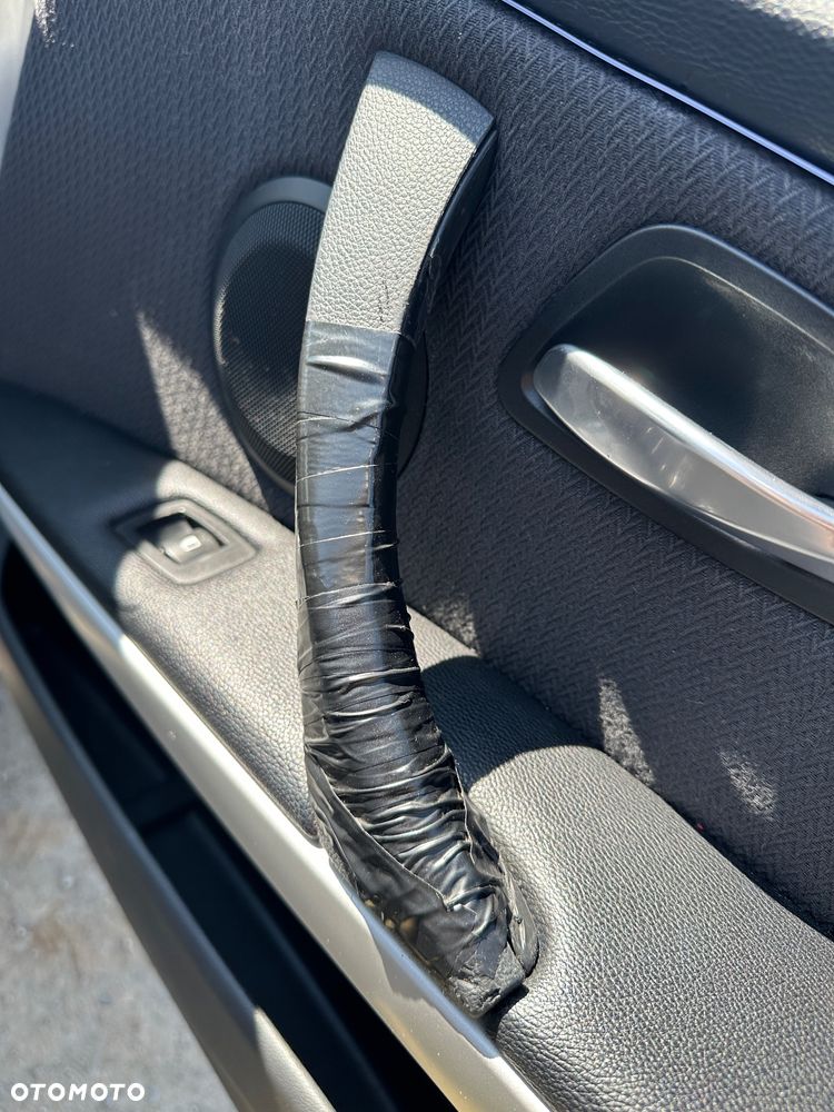 BMW Seria 3 318d - 16