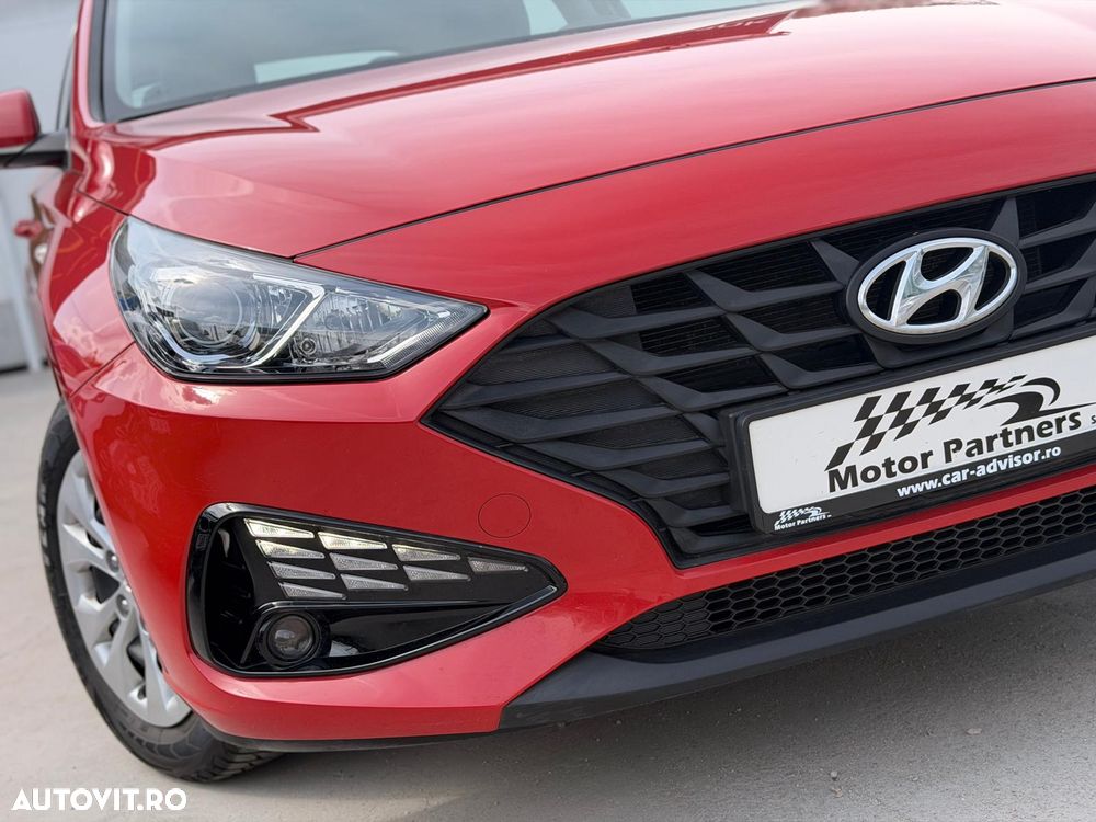 Hyundai i30 1.5 110CP 5DR M/T Comfort - 12