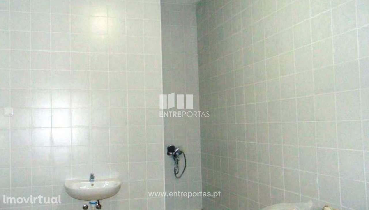 Venda de armazém Novo, Fragoso, Barcelos - Grande imagem: 4/30