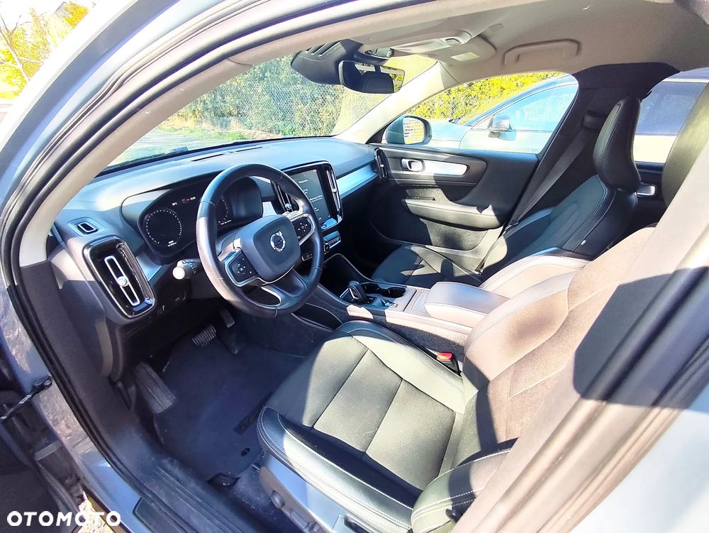Volvo XC 40 T5 AWD Geartronic Momentum Pro - 7