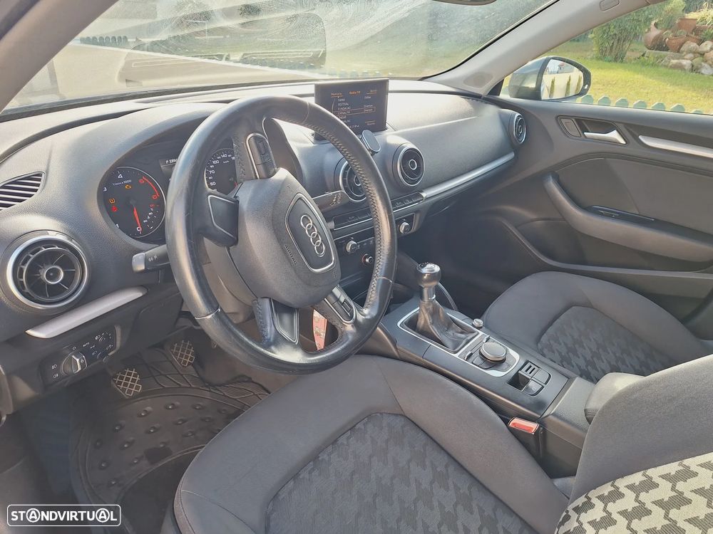 Audi A3 Sportback 1.6 TDI Sport - 5