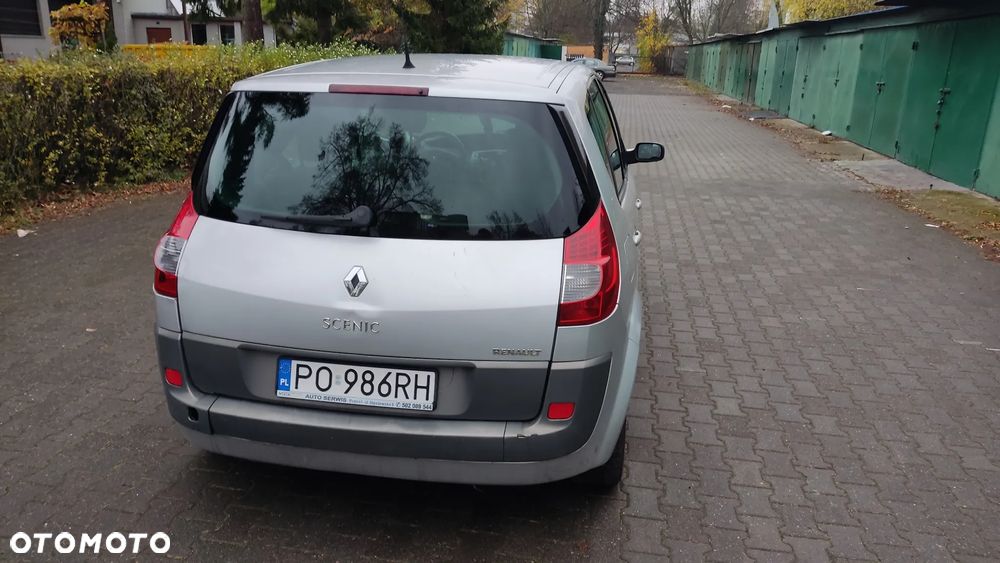 Renault Scenic - 13