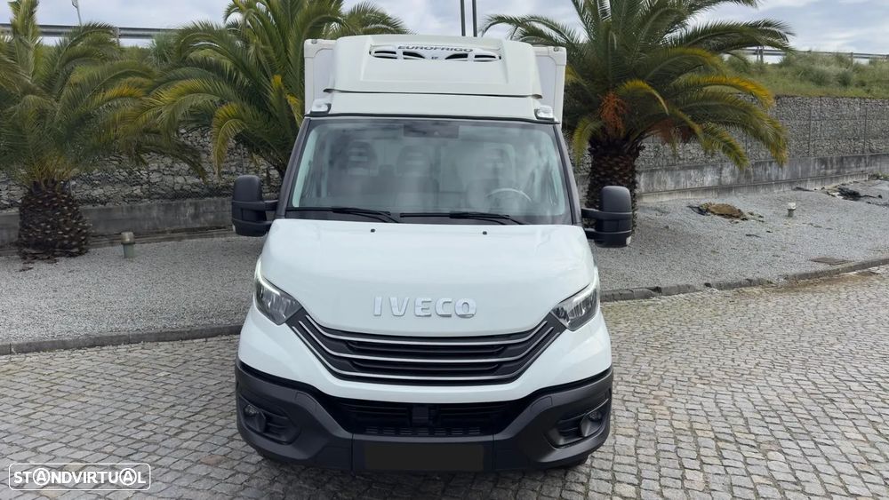 Iveco 35C18 3.0 C/FRIO -22 - 2