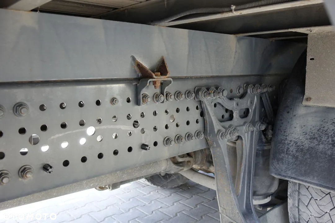 Mercedes-Benz 2532 L 6x2 / FURGON / KONTENER / AUTOMAT / EURO 6 /  TYLNA OŚ PODNOSZONA SKRĘTNA / WINDA ZAŁADUNKOWA - 12