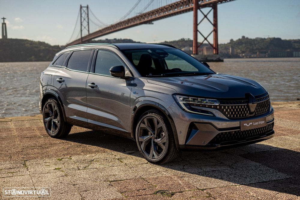 Renault Austral 1.2 E-Tech Techno Espirit - 3