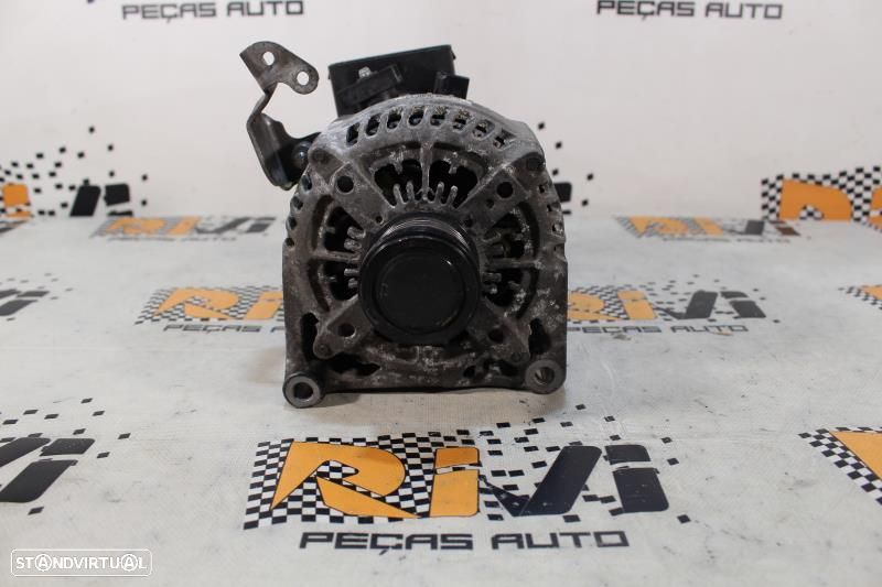 Alternador Bmw 1 (F20)  7605060 / 104210 6334 / 12317605060 - 1