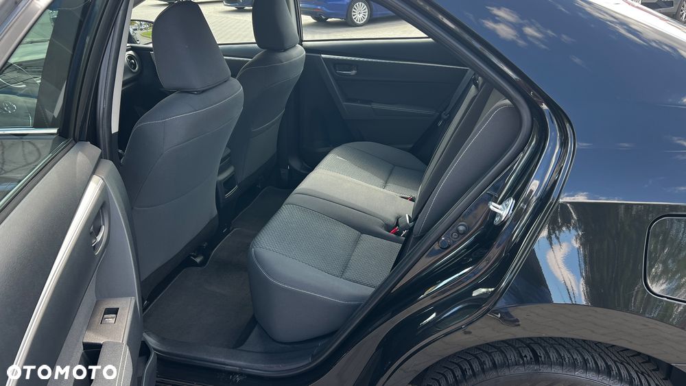 Toyota Corolla 1.6 Active - 11
