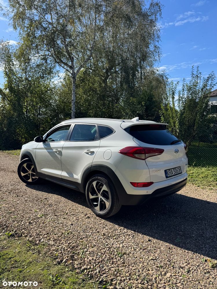 Hyundai Tucson - 4