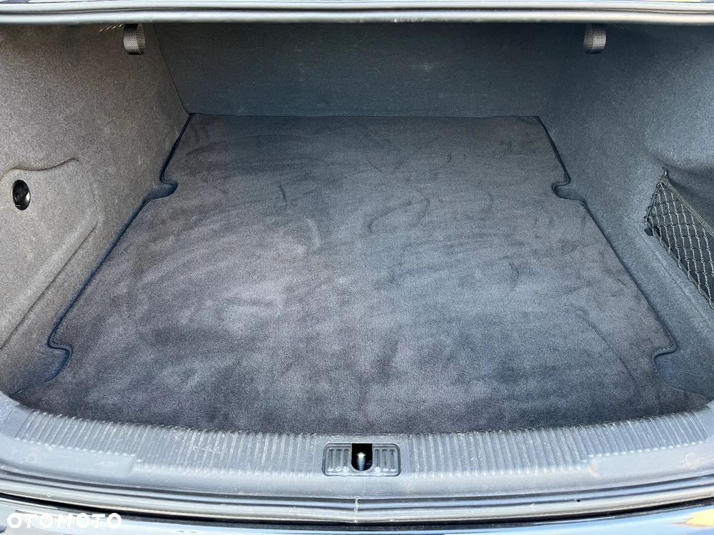 Audi A6 2.0 TDI - 10
