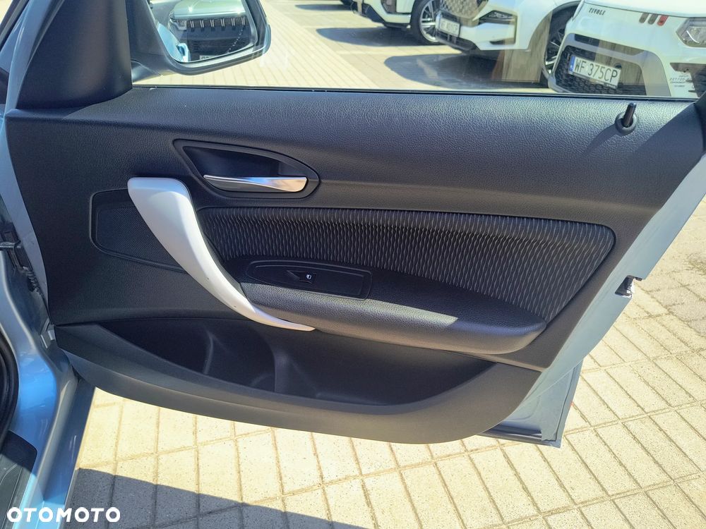 BMW Seria 1 - 17