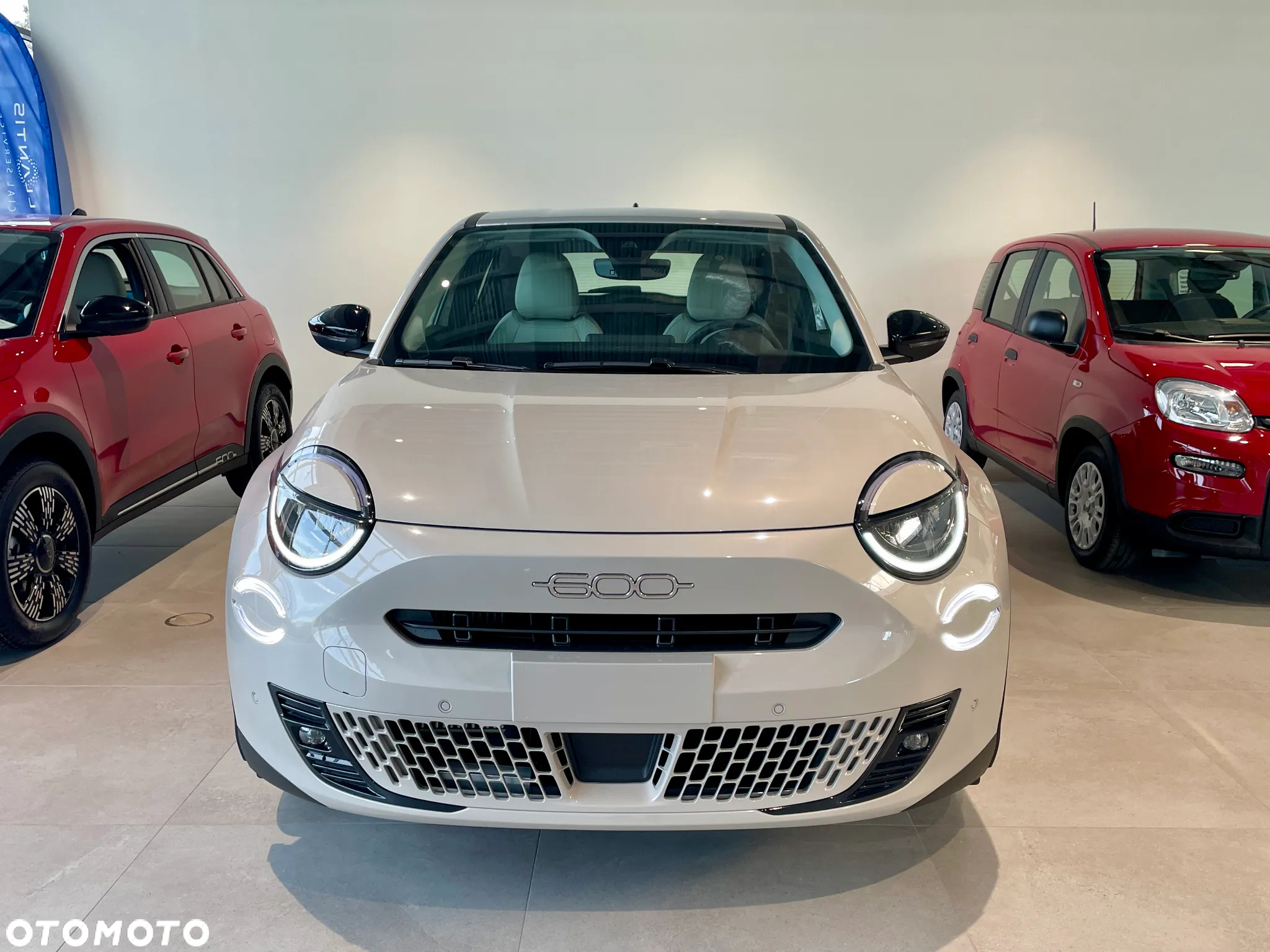 Fiat 600 1.2 Turbo Hybrid eDCT - 2
