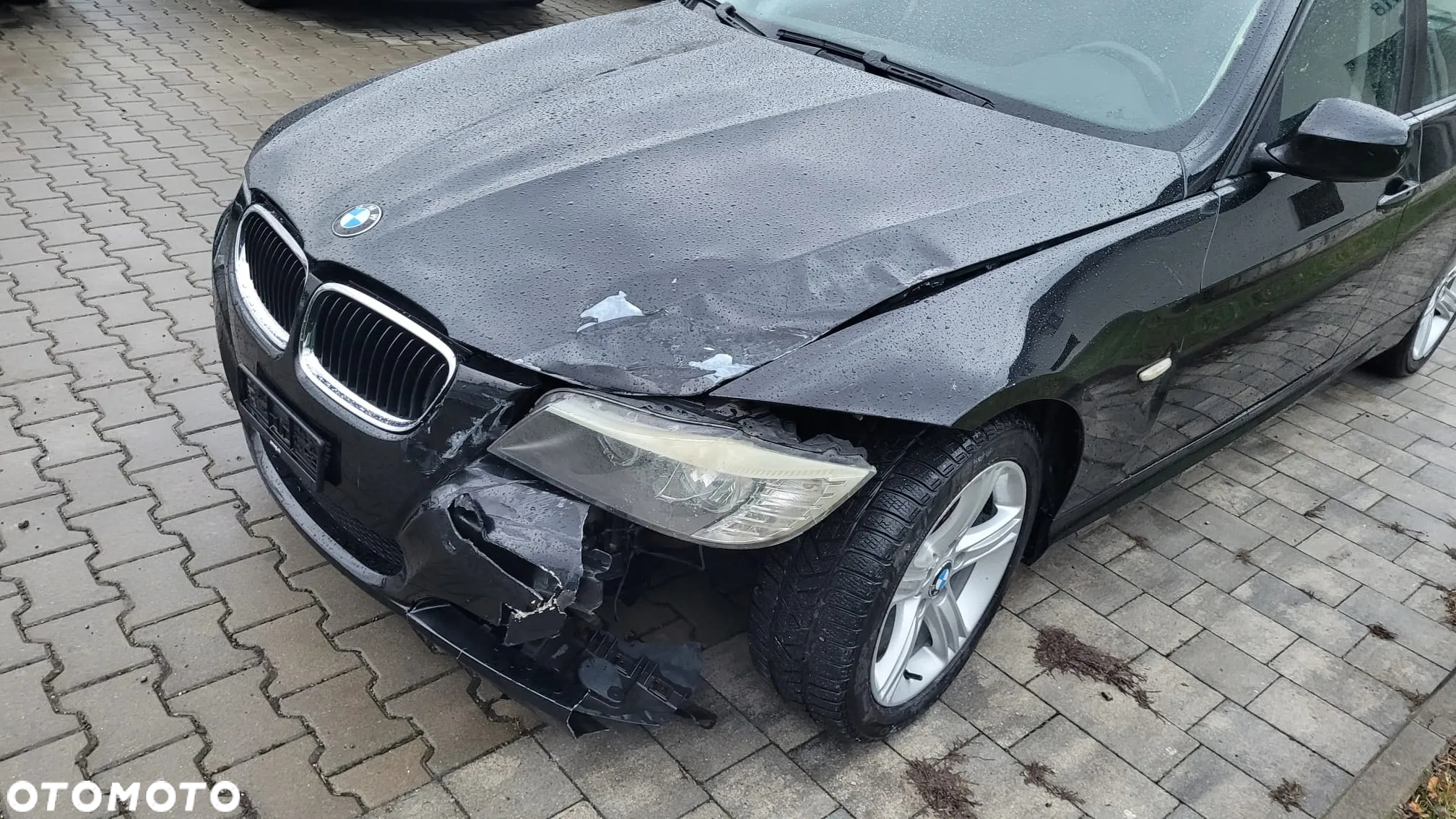 BMW Seria 3 320d xDrive DPF Touring - 21