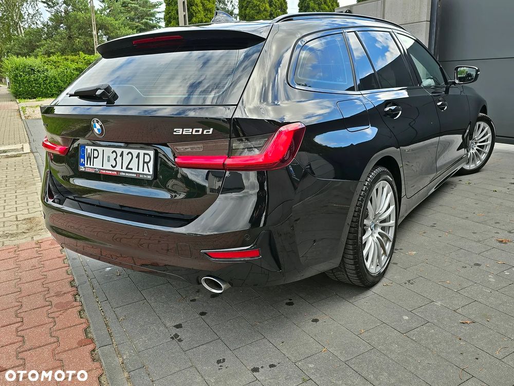 BMW Seria 3 320d xDrive Sport - 11