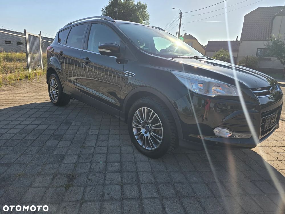 Ford Kuga 2.0 TDCi 2x4 Titanium - 13