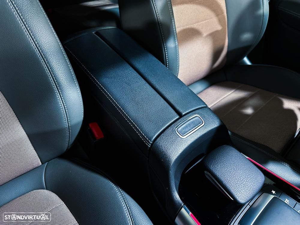 Mercedes-Benz EQB 350 4Matic AMG Line - 36