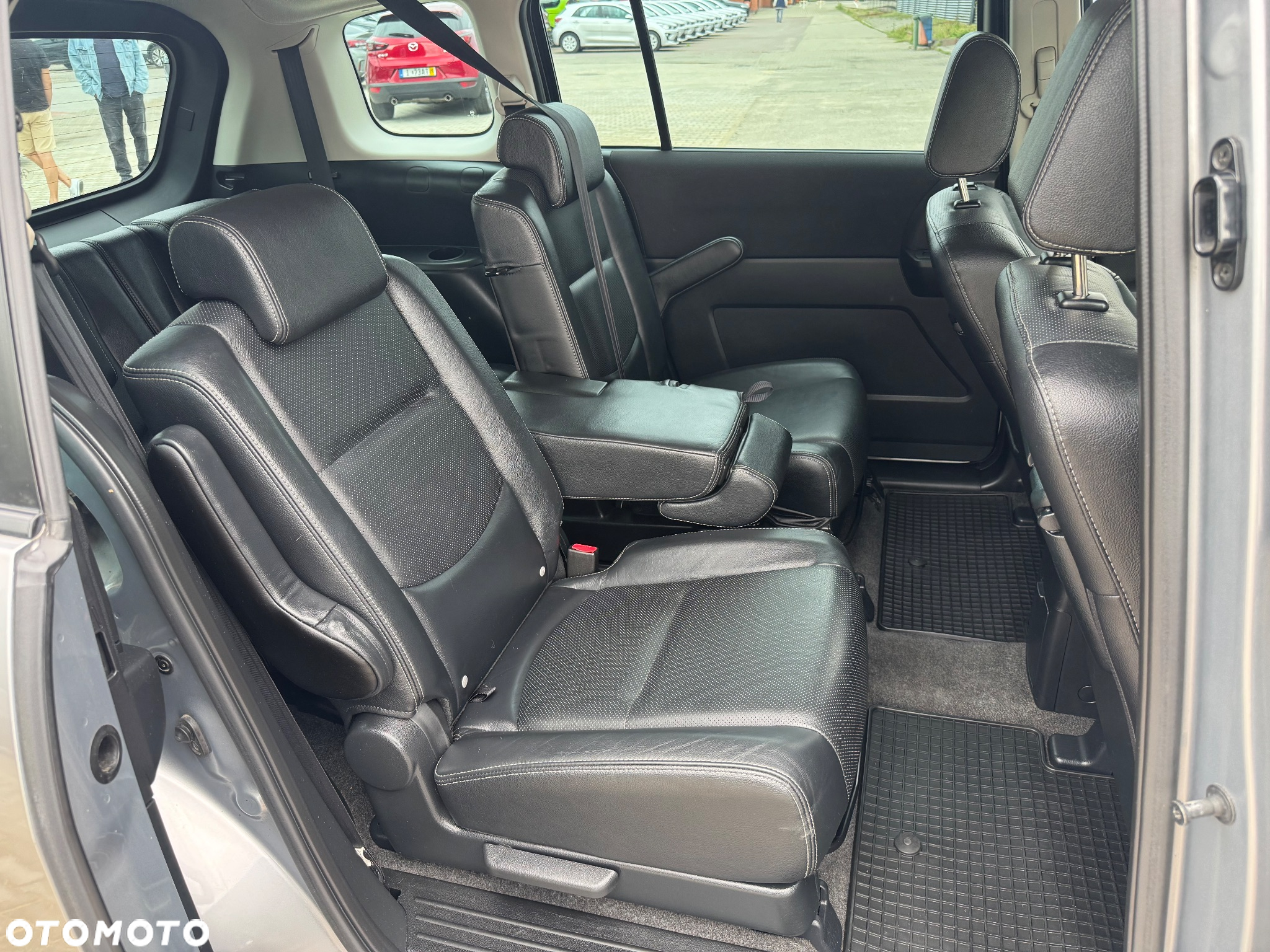 Mazda 5 2.0 Exclusive - 26