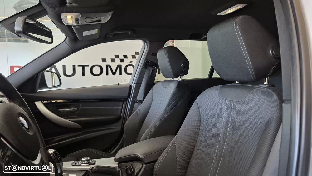 BMW 318 d Line Sport Auto - 39