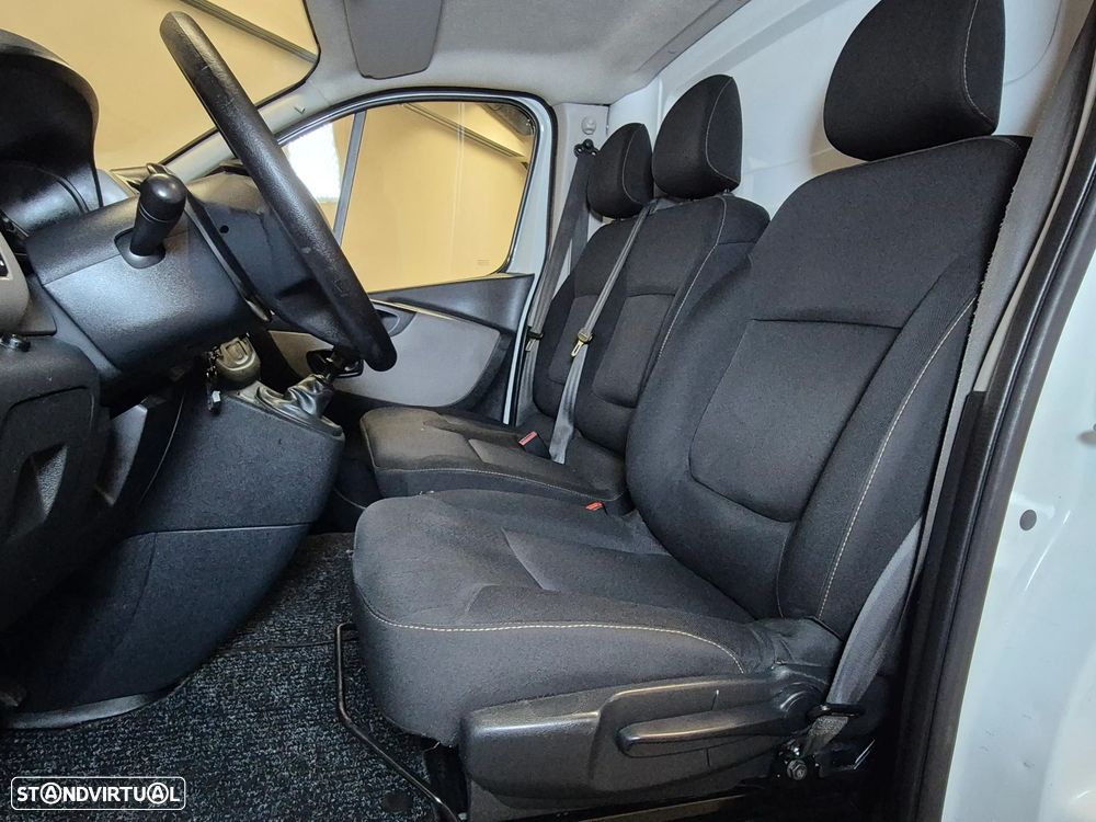 Renault Trafic 1.6 dCi L1H1 - 32