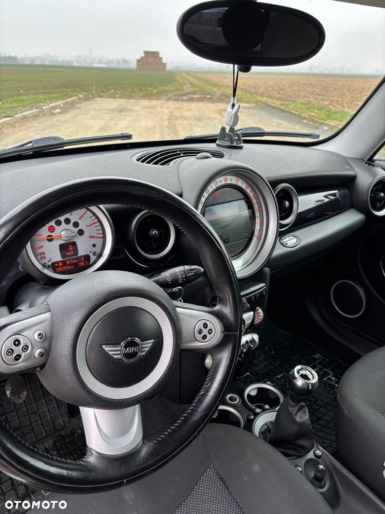 MINI Cooper Standard - 29