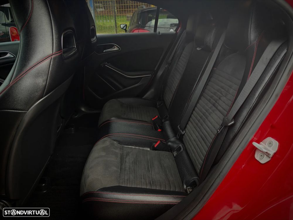 Mercedes-Benz A 180 CDI AMG Line - 8