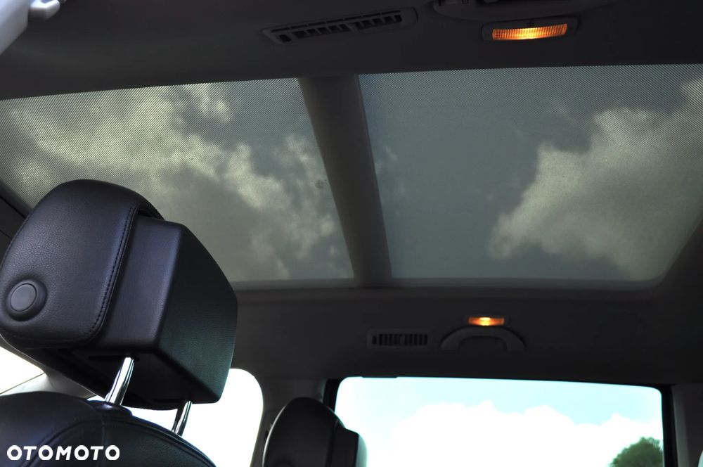 Volkswagen Sharan - 15