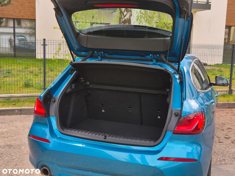 BMW Seria 1 118i Sport Line - 9