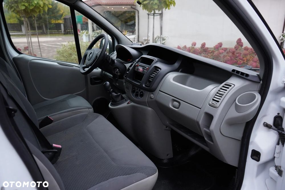 Opel Vivaro - 28