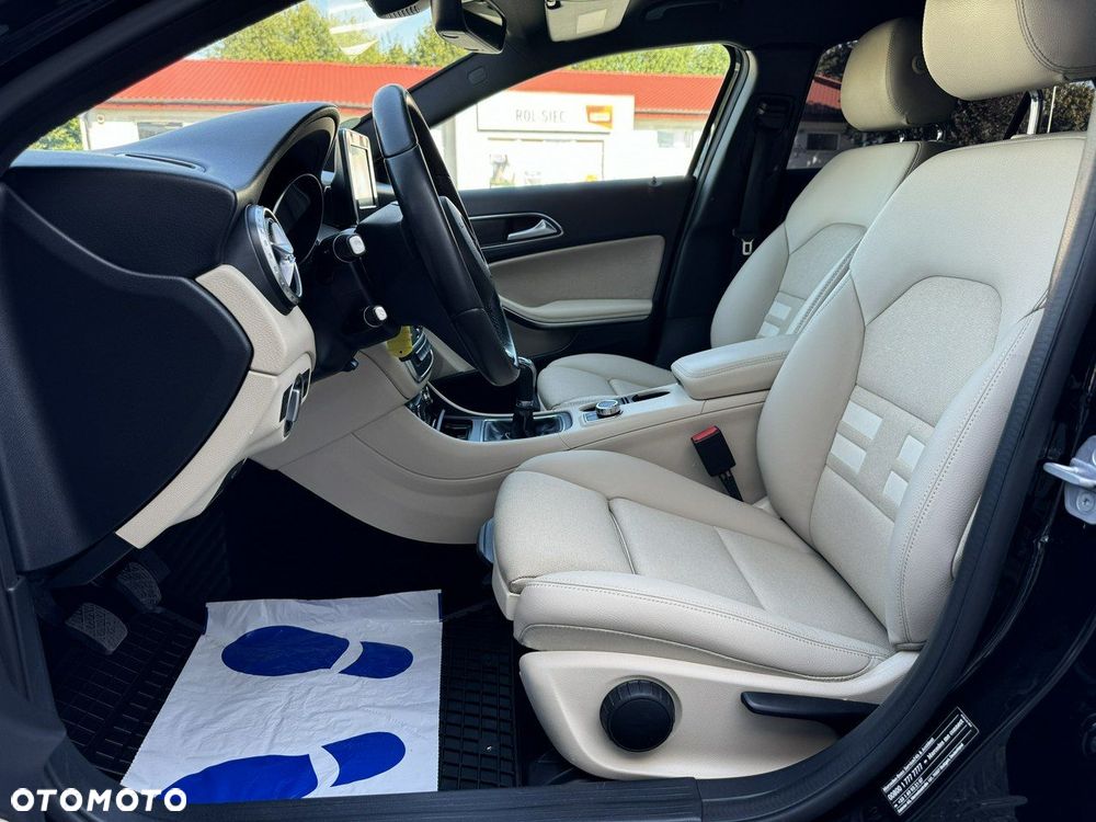 Mercedes-Benz GLA 180 (CDI) d - 20