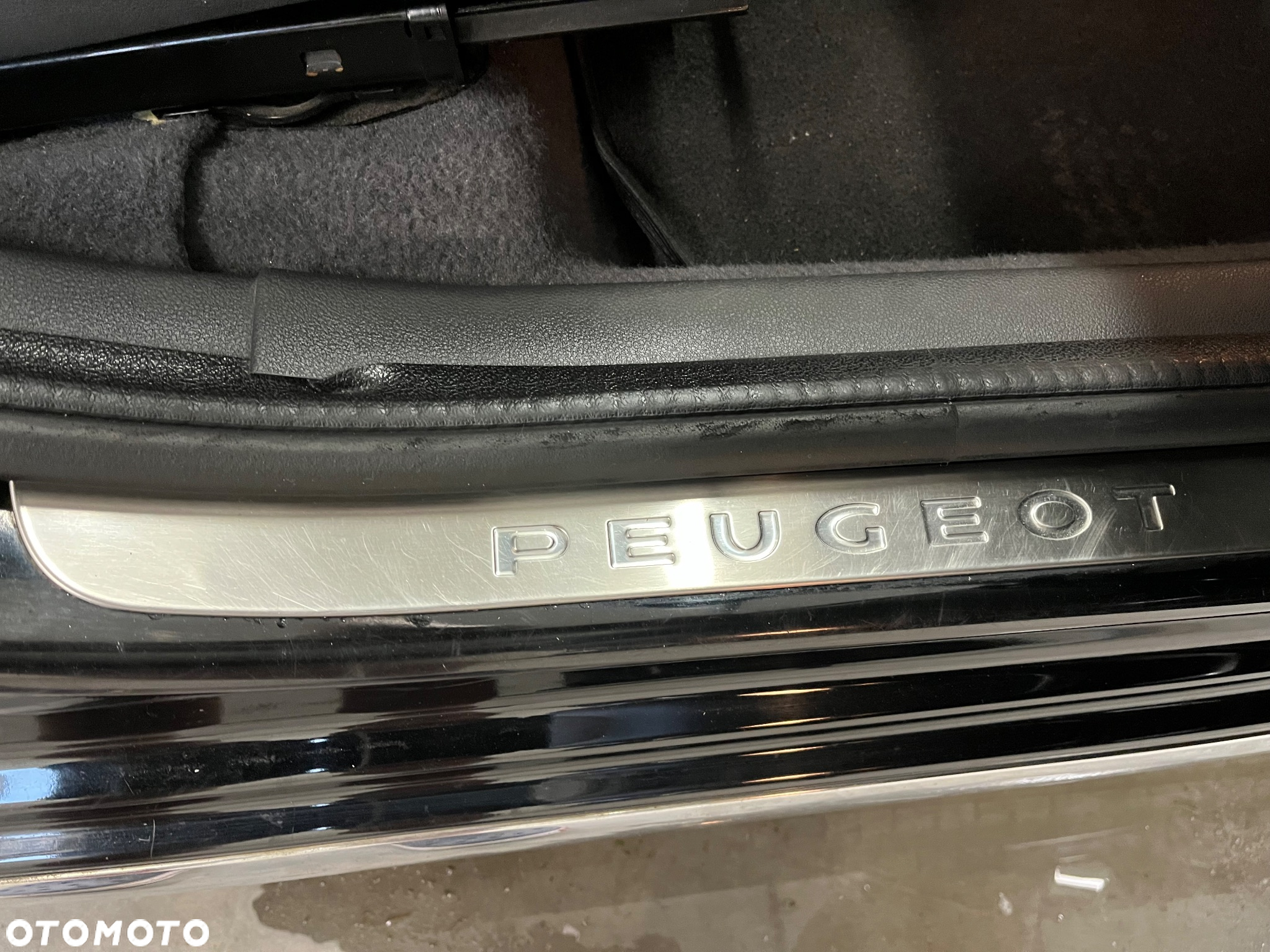 Peugeot 3008 1.6 BlueHDi Allure S&S - 22