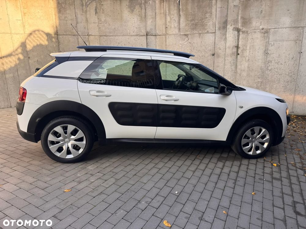 Citroën C4 Cactus 1.2 PureTech Feel S&S - 12