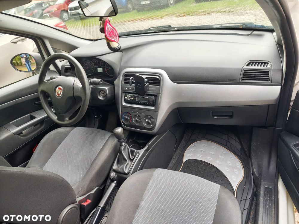 Fiat Punto - 15