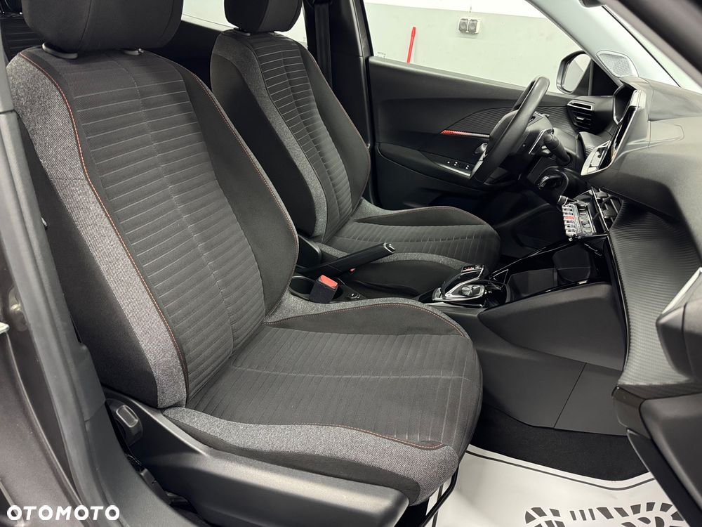 Peugeot 2008 1.5 BlueHDi Allure S&S EAT8 - 29