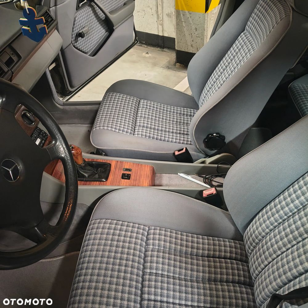 Mercedes-Benz W124 (1984-1993) - 3