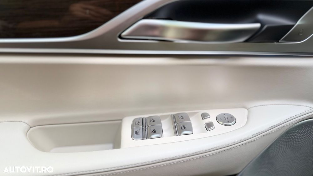 BMW Seria 7 740Li xDrive - 18