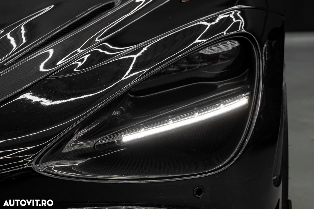 McLaren 720S Spider - 9