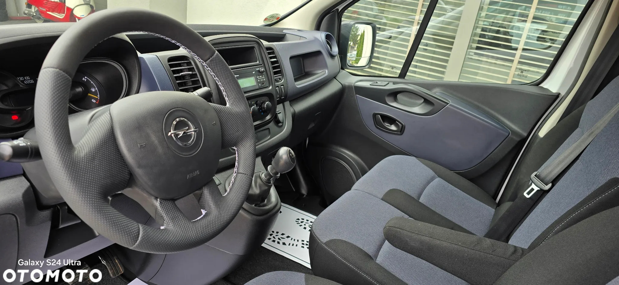 Opel Vivaro - 5