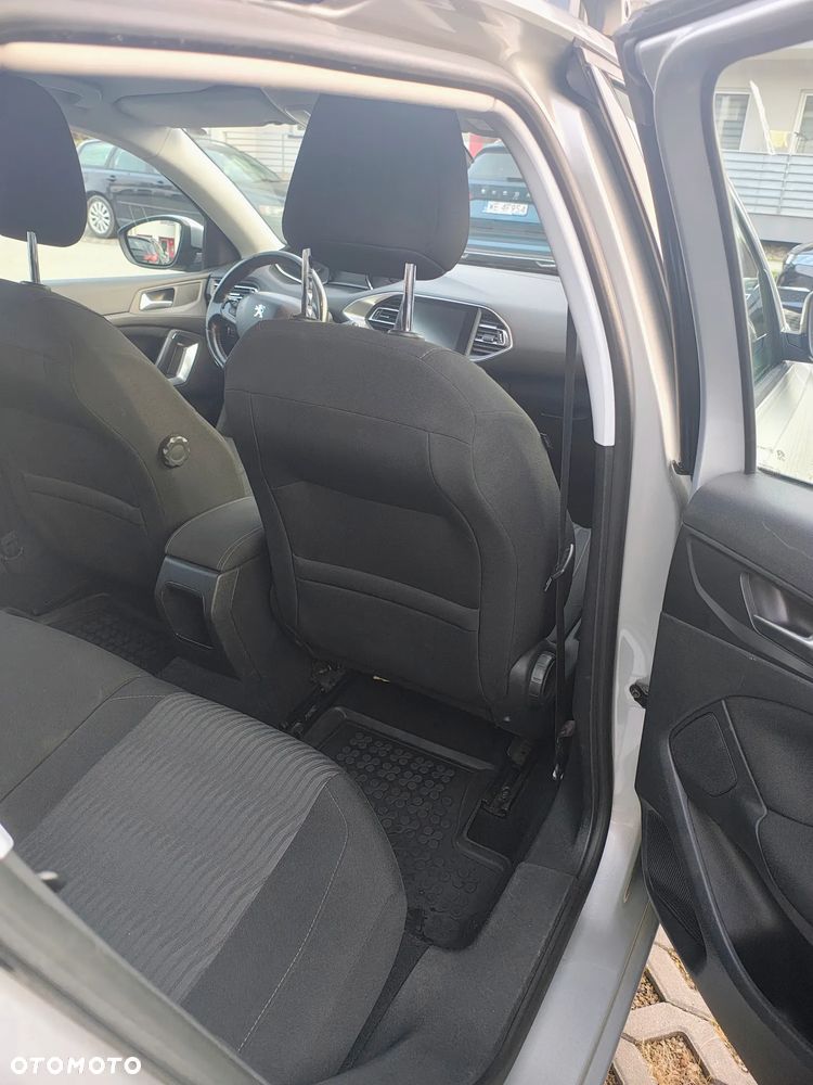 Peugeot 308 1.6 HDi Active - 13
