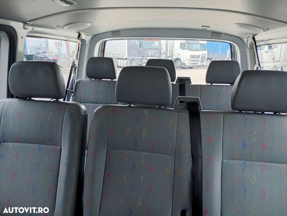 Volkswagen Transporter Shuttle Kurz - 8