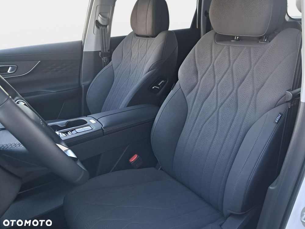 Chery Tiggo 8 - 12