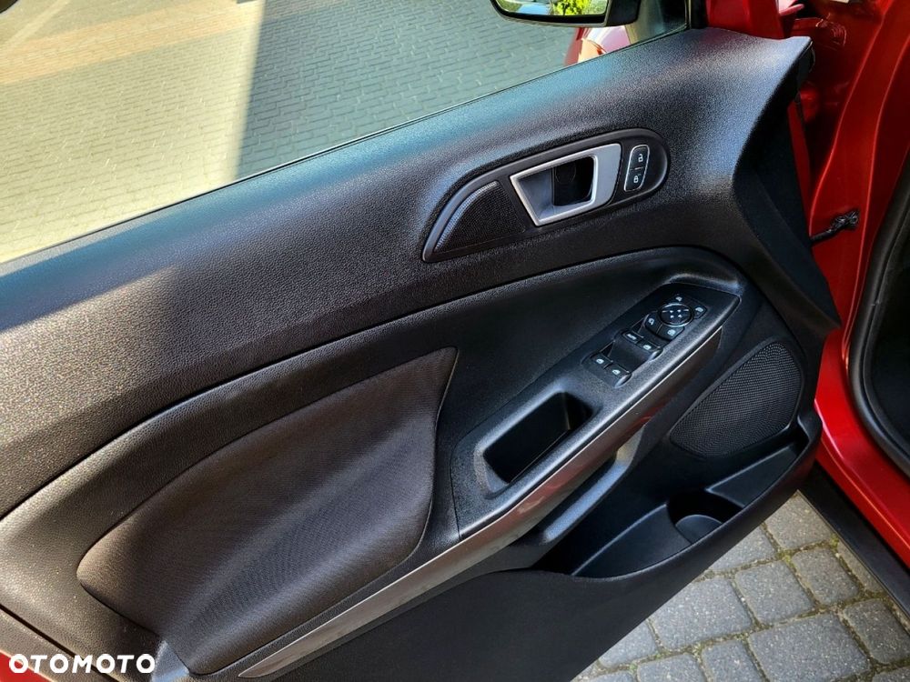 Ford EcoSport - 31