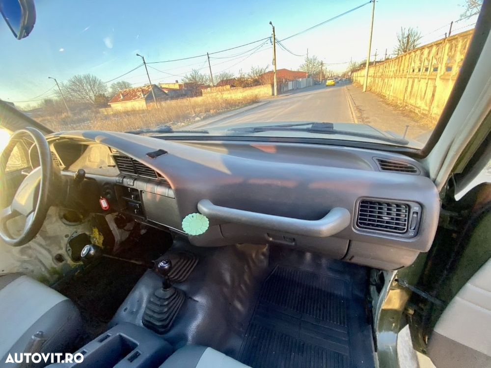 Toyota Land Cruiser - 17