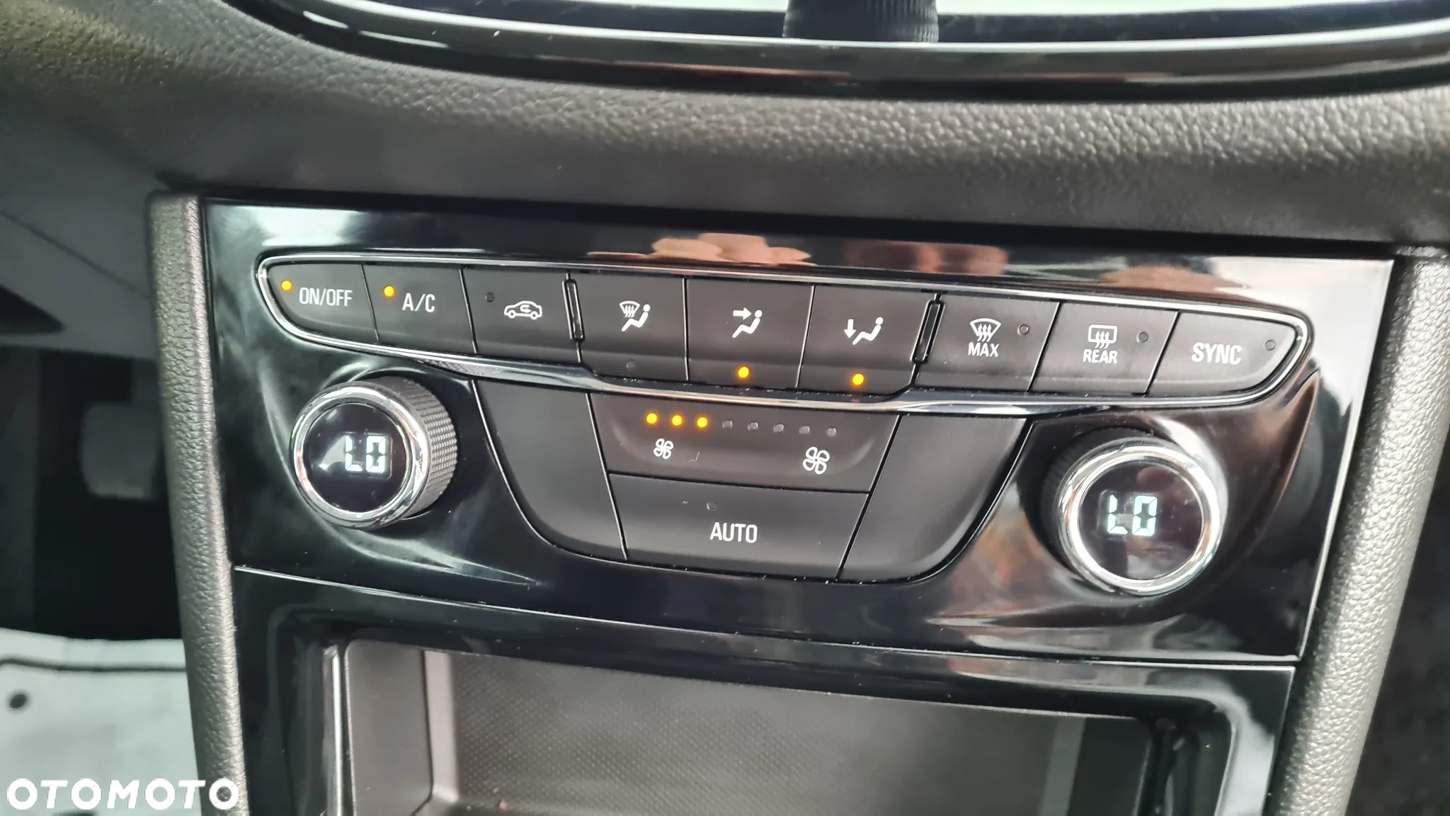 Opel Astra - 12