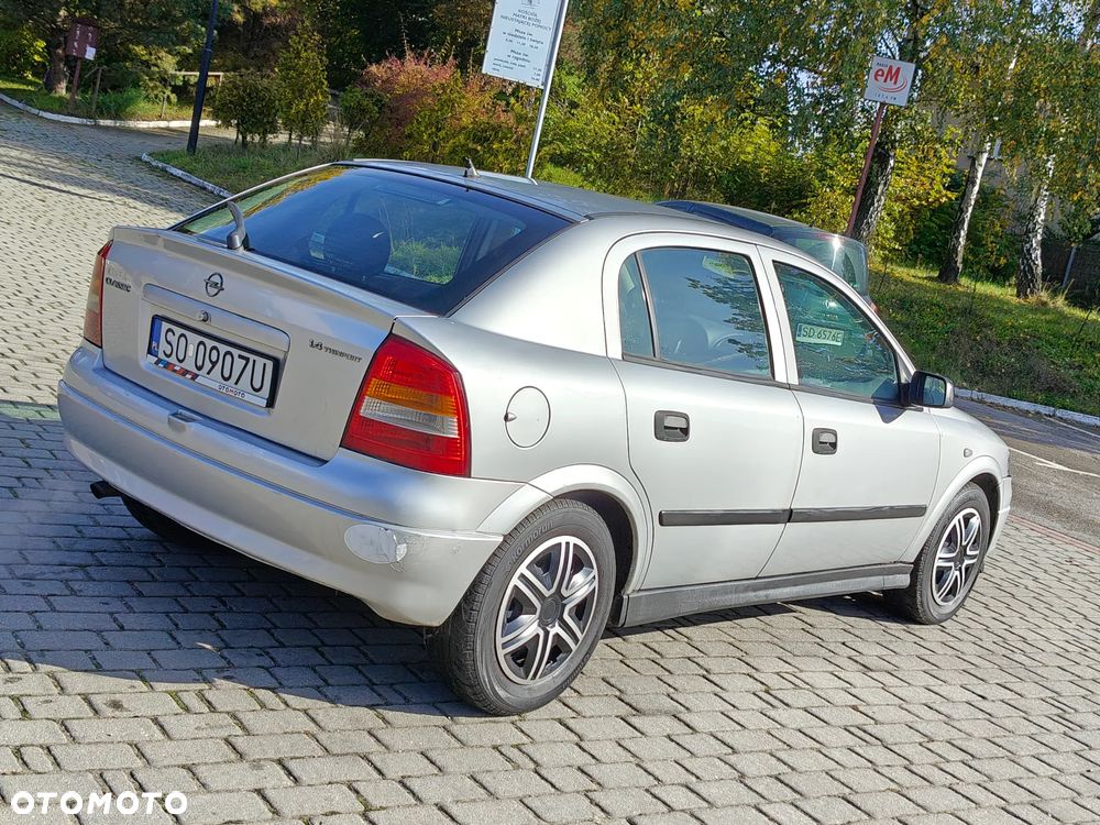 Opel Astra II 1.4 Start - 29