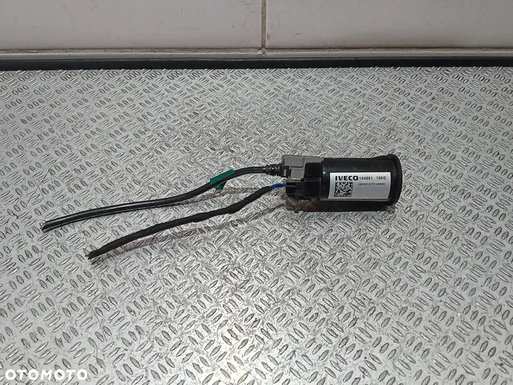 gniazdo USB/AUX Iveco Daily 2016 5802012270 - 3
