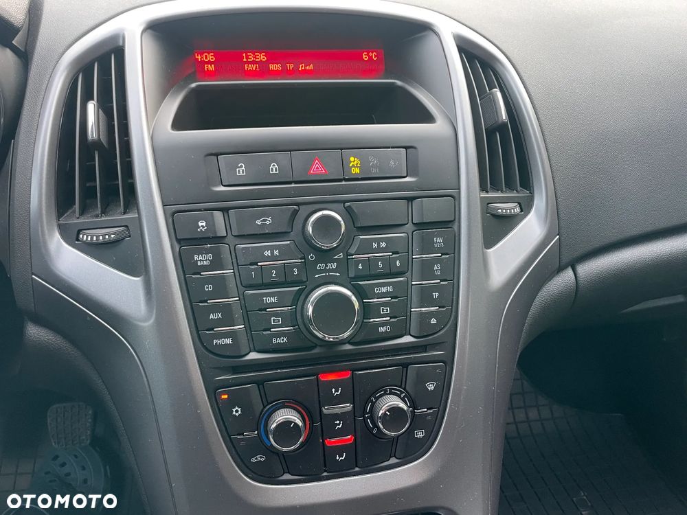 Opel Astra 1.6 Essentia EU6 - 24